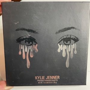 Kylie Cosmetics Eyeshadow Palette 9pan